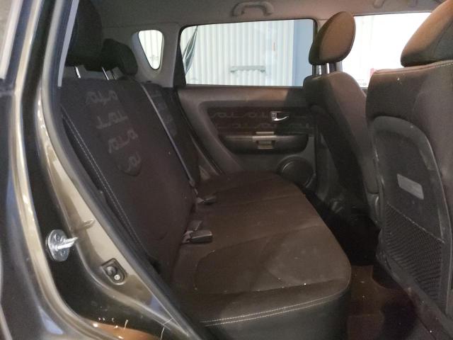 KNDJT2A64D7537333 - 2013 KIA SOUL + GREEN photo 11