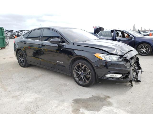 3FA6P0LU2JR116182 - 2018 FORD FUSION SE HYBRID BLACK photo 4