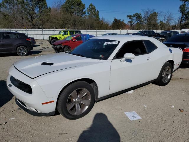 2C3CDZAG9FH737076 - 2015 DODGE CHALLENGER SXT WHITE photo 1