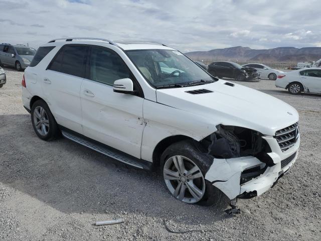 4JGDA5HB2EA389187 - 2014 MERCEDES-BENZ ML 350 4MATIC WHITE photo 4