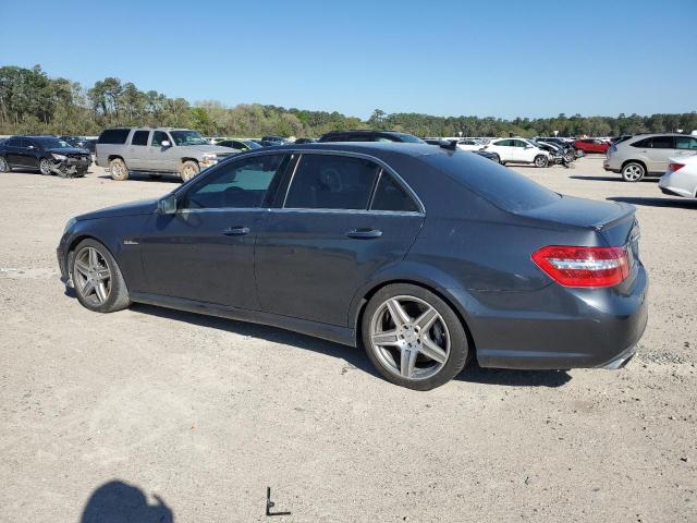 WDDHF7HB8BA354710 - 2011 MERCEDES-BENZ E 63 AMG GRAY photo 2