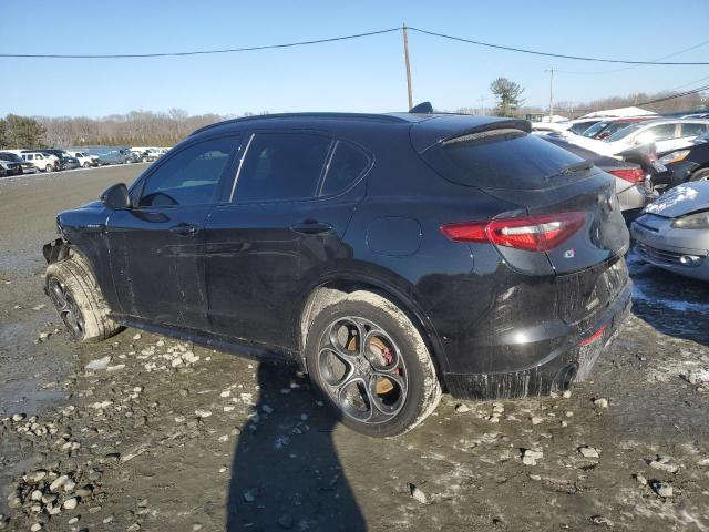 ZASPAKBNXN7D28967 - 2022 ALFA ROMEO STELVIO TI BLACK photo 2