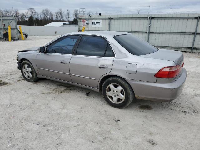 1HGCG1656YA046294 - 2000 HONDA ACCORD EX SILVER photo 2