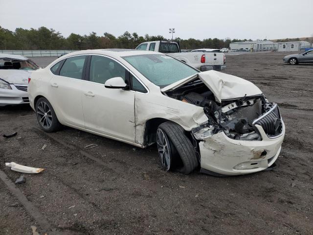 1G4PW5SKXG4137549 - 2016 BUICK VERANO SPORT TOURING TWO TONE photo 4