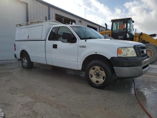 1FTRF122X8KD93192 - 2008 FORD F150 WHITE photo 4