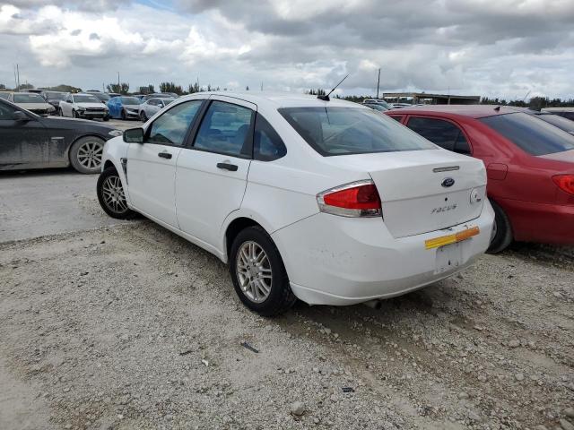 1FHAP35N88W182632 - 2008 FORD FOCUS SE WHITE photo 2