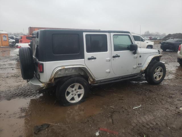 1J4GA39198L564291 - 2008 JEEP WRANGLER U X SILVER photo 3