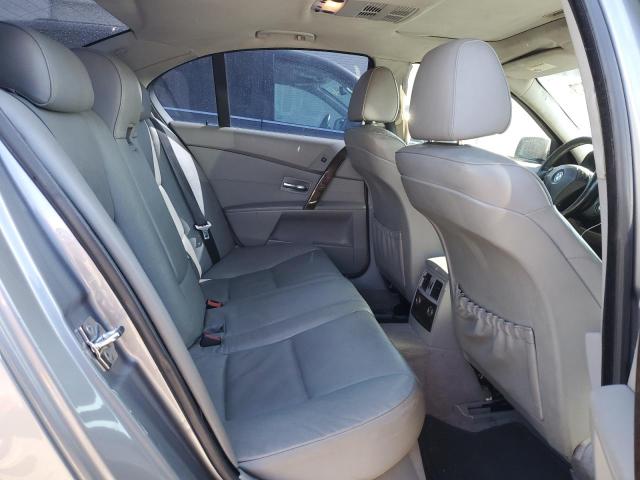 WBANA53545B855834 - 2005 BMW 5 SERIES I GRAY photo 10