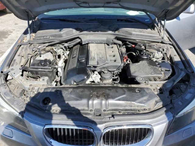 WBANA53545B855834 - 2005 BMW 5 SERIES I GRAY photo 11