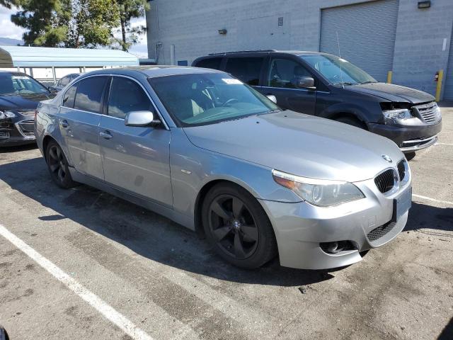 WBANA53545B855834 - 2005 BMW 5 SERIES I GRAY photo 4