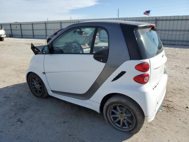 WMEEJ3BA6EK744208 - 2014 SMART FORTWO PURE WHITE photo 2