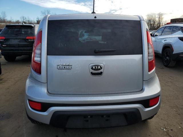 KNDJT2A51D7769444 - 2013 KIA SOUL SILVER photo 6