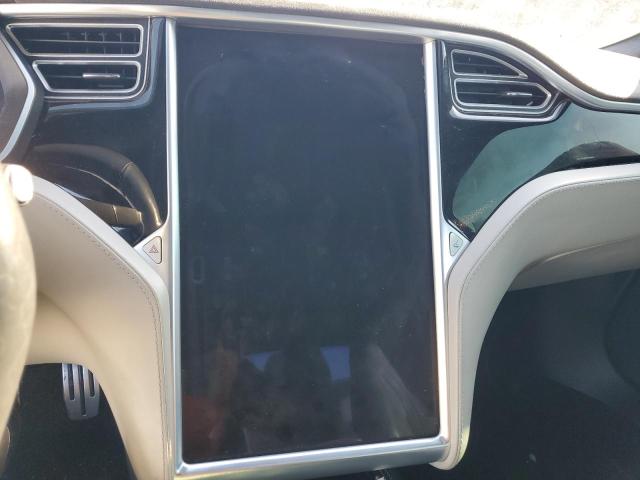 5YJSA1E46FF104221 - 2015 TESLA MODEL S ნაცრისფერი ფოტო 9