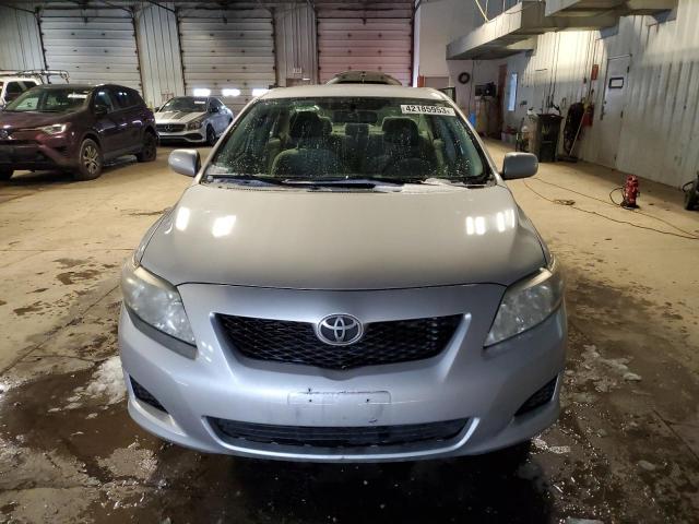 JTDBL40E899059454 - 2009 TOYOTA COROLLA BASE SILVER photo 5