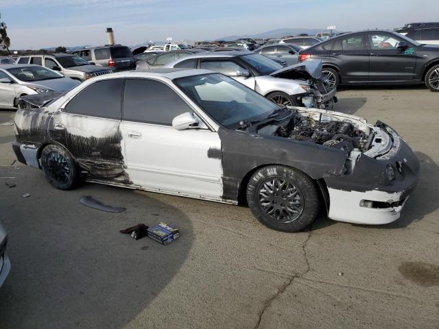 JH4DB7655WS006377 - 1998 ACURA INTEGRA LS WHITE photo 4