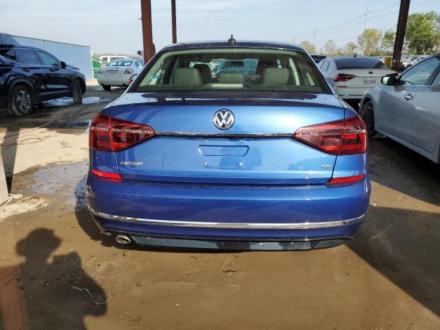 1VWDT7A3XHC075144 - 2017 VOLKSWAGEN PASSAT R-LINE Blau Foto 6