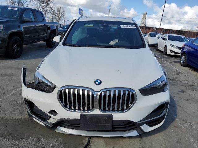 WBXJG9C07M5S27441 - 2021 BMW X1 XDRIVE28I WHITE photo 5