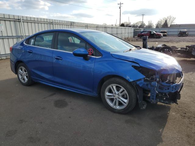 1G1BD5SM9J7110332 - 2018 CHEVROLET CRUZE LT BLUE photo 4