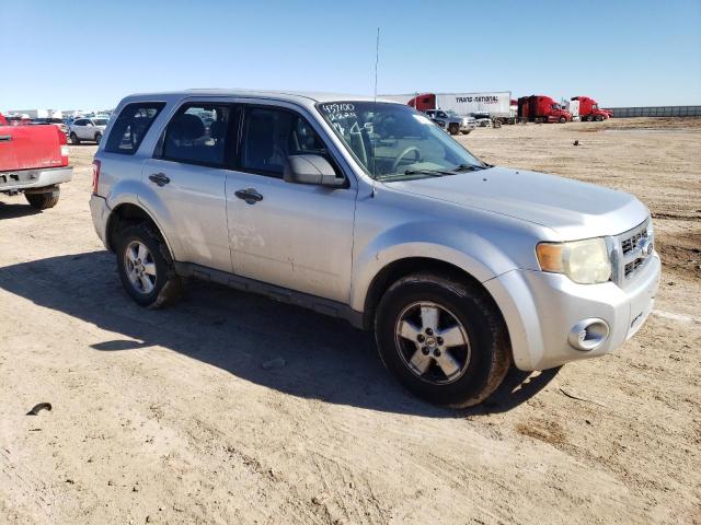 1FMCU0C7XAKC30639 - 2010 FORD ESCAPE XLS SILVER photo 4