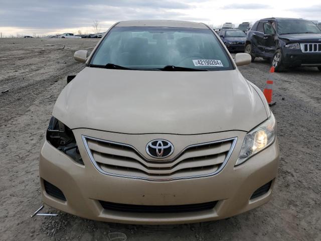 4T1BF3EK6BU209236 - 2011 TOYOTA CAMRY BASE GOLD photo 5