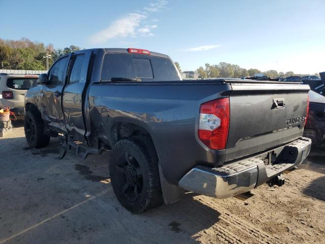 5TFRY5F12FX182863 - 2015 TOYOTA TUNDRA DOUBLE CAB SR/SR5 GRAY photo 2