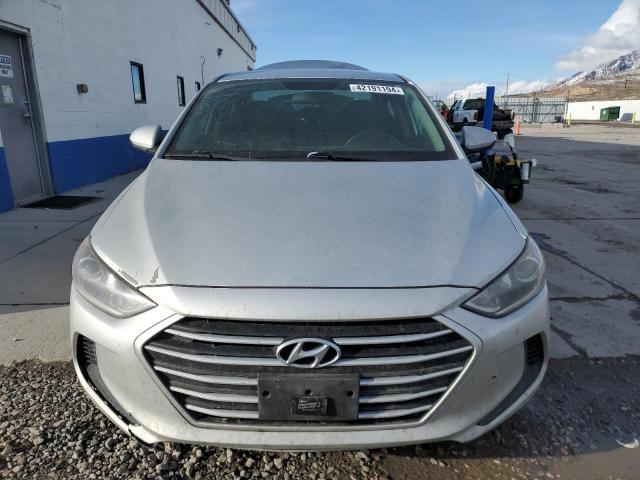 5NPD74LF7HH203261 - 2017 HYUNDAI ELANTRA SE SILVER photo 5