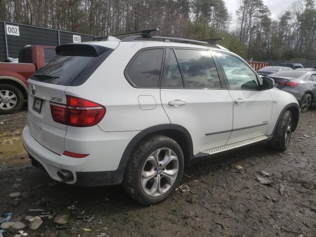 5UXZW0C53CL667143 - 2012 BMW X5 XDRIVE35D WHITE photo 3