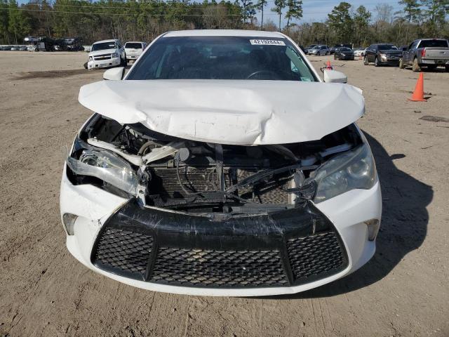 4T1BF1FK9GU121873 - 2016 TOYOTA CAMRY LE WHITE photo 5