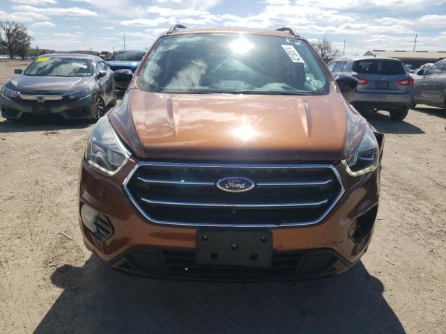 1FMCU9GD4HUC75028 - 2017 FORD ESCAPE SE ORANGE photo 5