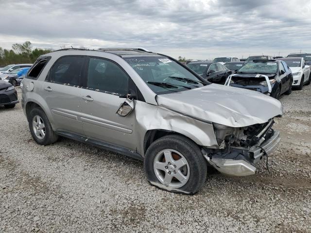 2CKDL73F476047043 - 2007 PONTIAC TORRENT SILVER photo 4