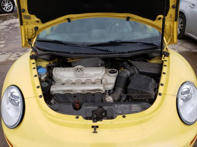 3VWPG3AG6AM012530 - 2010 VOLKSWAGEN NEW BEETLE YELLOW photo 11