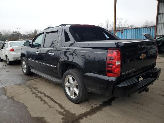 3GNTKGE79CG103060 - 2012 CHEVROLET AVALANCHE LTZ BLACK photo 2