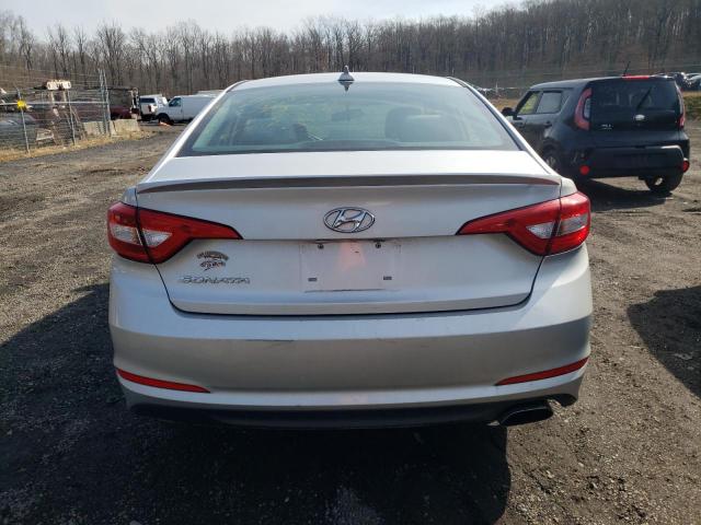 5NPE24AF9HH533067 - 2017 HYUNDAI SONATA SE SILVER photo 6