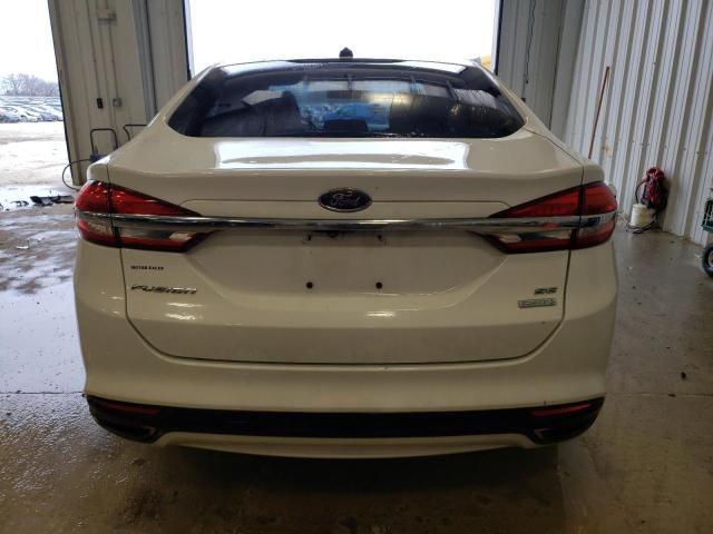 3FA6P0H95HR130964 - 2017 FORD FUSION SE WHITE photo 6