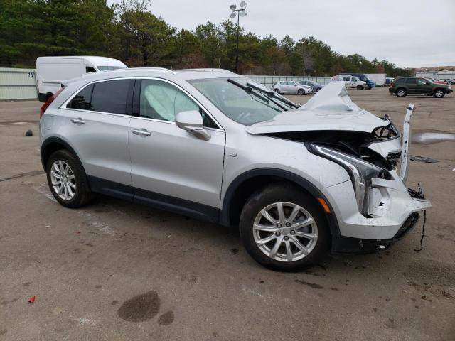 1GYFZBR48LF114003 - 2020 CADILLAC XT4 LUXURY SILVER photo 4