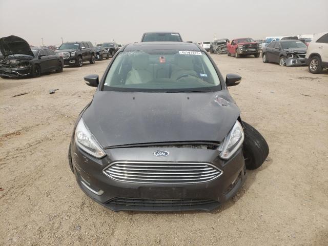 1FADP3J22JL261831 - 2018 FORD FOCUS TITANIUM GRAY photo 5