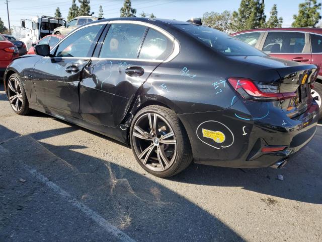 3MW5P9J08N8C65571 - 2022 BMW 330XE Қара фото 2