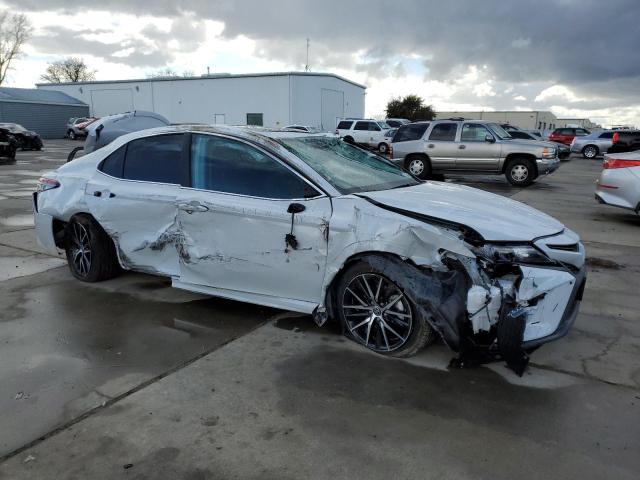 4T1T11AK1PU105015 - 2023 TOYOTA CAMRY SE NIGHT SHADE SILVER photo 4