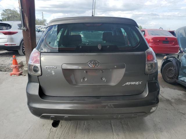 2T1KR32E88C708121 - 2008 TOYOTA COROLLA MA XR GRAY photo 6