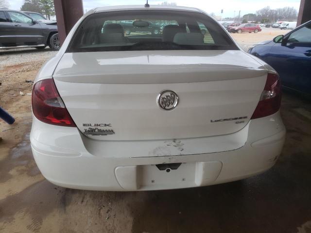 2G4WC582561264750 - 2006 BUICK LACROSSE CX WHITE photo 6