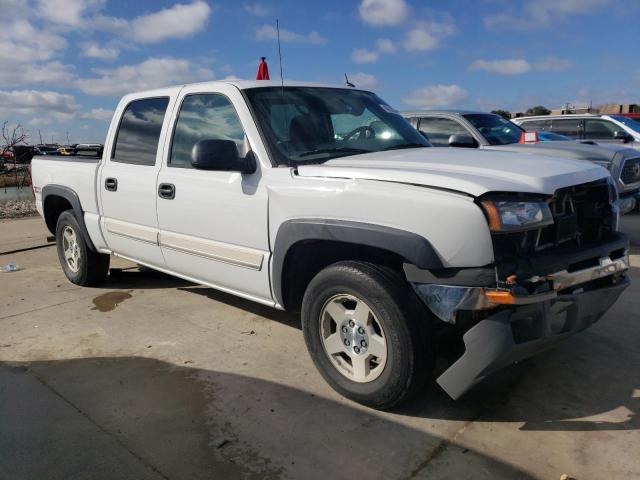 2GCEK13T641418052 - 2004 CHEVROLET SILVERADO K1500 WHITE photo 4