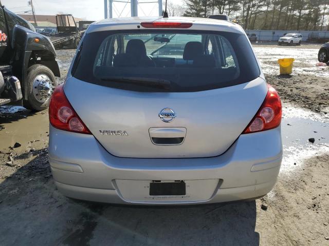 3N1BC13E09L443796 - 2009 NISSAN VERSA S SILVER photo 6