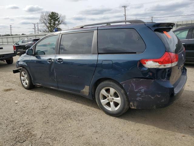 5TDKK3DC5BS073048 - 2011 TOYOTA SIENNA LE BLUE photo 2