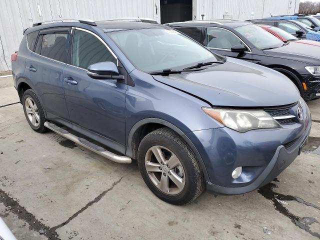 2T3RFREV7DW100130 - 2013 TOYOTA RAV4 XLE BLUE photo 4