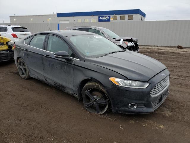 3FA6P0H75GR114325 - 2016 FORD FUSION SE BLACK photo 4