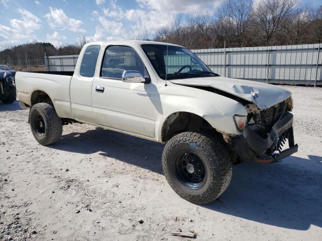 4TAWN74N6VZ283805 - 1997 TOYOTA TACOMA XTRACAB SR5 WHITE photo 4