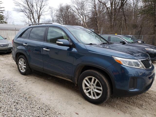 5XYKT4A71EG462281 - 2014 KIA SORENTO LX BLUE photo 4