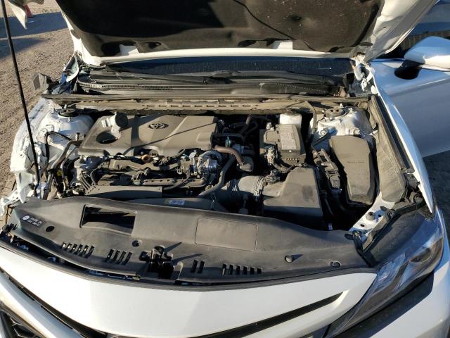 4T1K61AK3NU022518 - 2022 TOYOTA CAMRY XSE WHITE photo 11