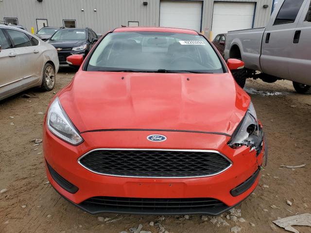 1FADP3F27HL266512 - 2017 FORD FOCUS SE RED photo 5