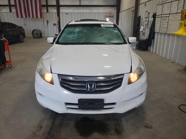 1HGCP3F75CA004236 - 2012 HONDA ACCORD EX WHITE photo 5